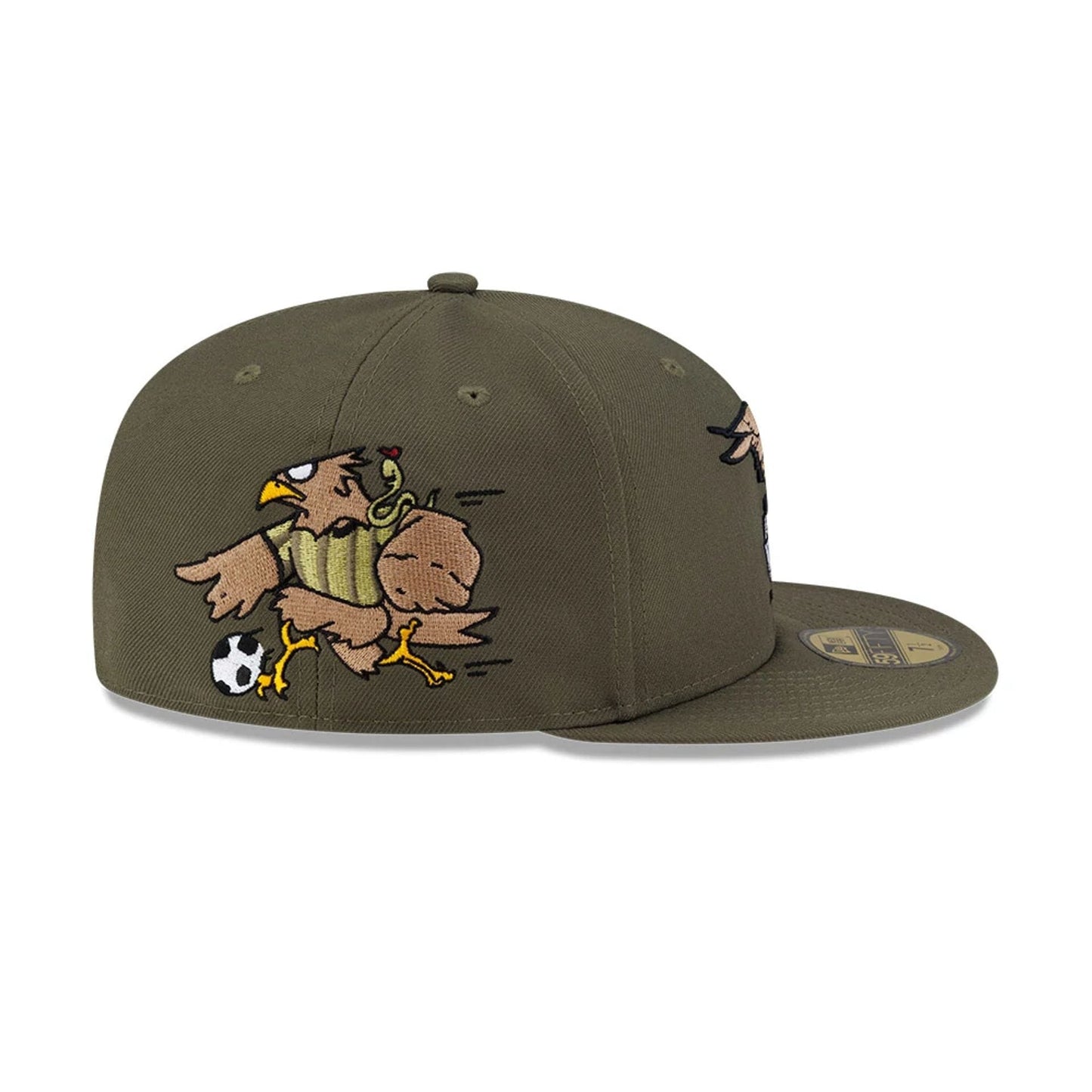 Pictured is this Roji Soccer 59FIFTY Fitted cap in green. 5