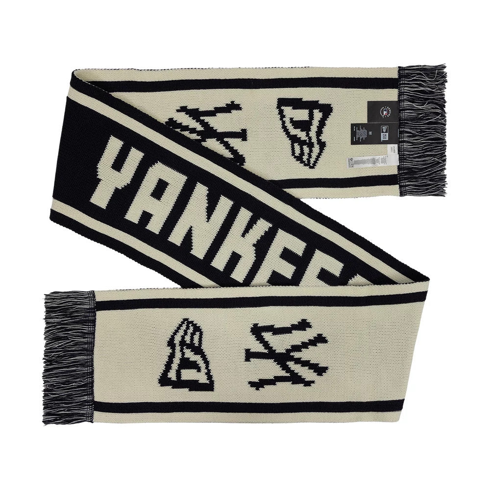 Pictured is this MLB Chunky Team New York Yankees Scarf in navy. 2