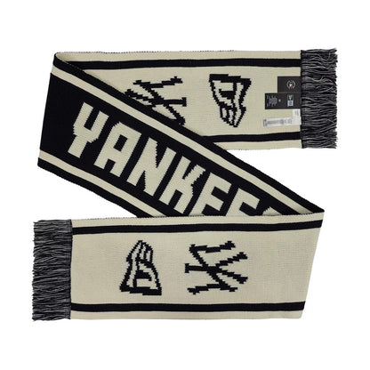 Pictured is this MLB Chunky Team New York Yankees Scarf in navy. 2
