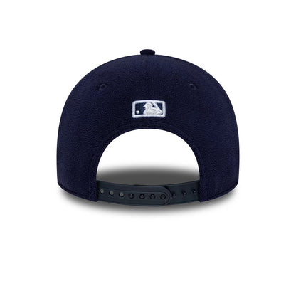 Pictured is this MLB Fleece New York Yankees 9FORTY M-Crown cap in navy. 4