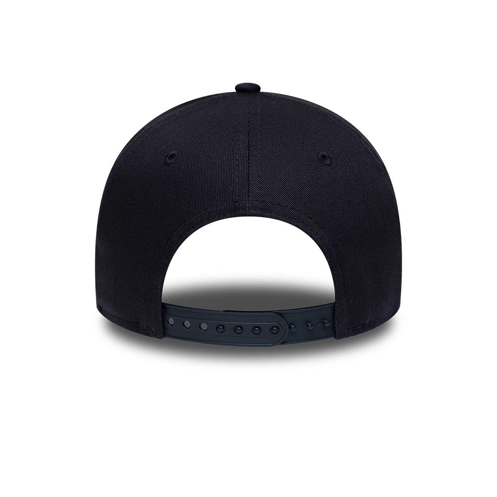 Pictured is this MLB Team Outline New York Yankees 9FORTY E-Frame cap in navy. 4