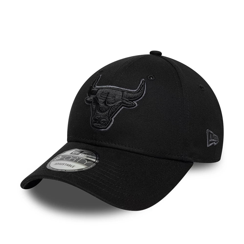 Pictured is this NBA Team Outline Chicago Bulls 9FORTY cap in black. 1
