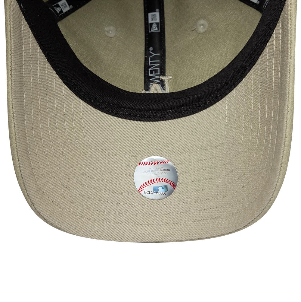 Pictured is this Womens MLB Washed PU LA Dodgers 9TWENTY cap in light beige. 5