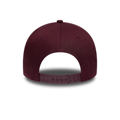 Pictured is this MLB League Essential LA Dodgers 9FORTY E-Frame cap in dark purple. 4
