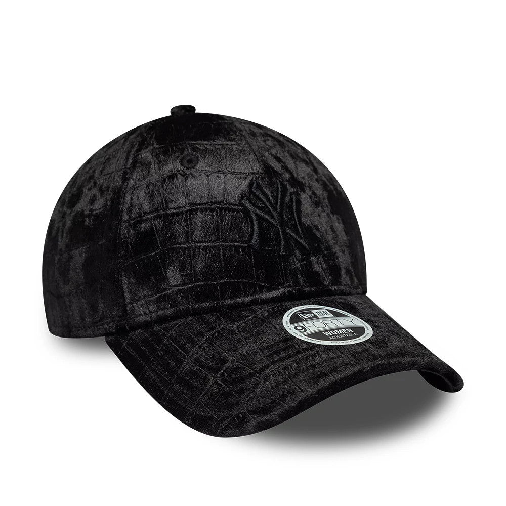 Pictured is this Womens MLB Patterned Velour New York Yankees 9FORTY cap in black. 3