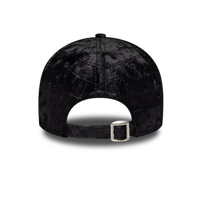 Pictured is this Womens MLB Patterned Velour New York Yankees 9FORTY cap in black. 4