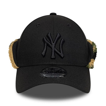Pictured is this MLB New York Yankees 39THIRTY Downflap Stretch Fit cap in black. 3