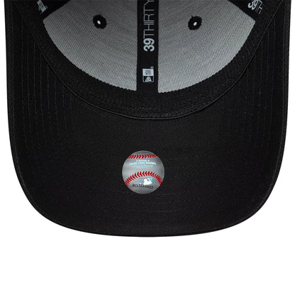 Pictured is this MLB New York Yankees 39THIRTY Downflap Stretch Fit cap in black. 9