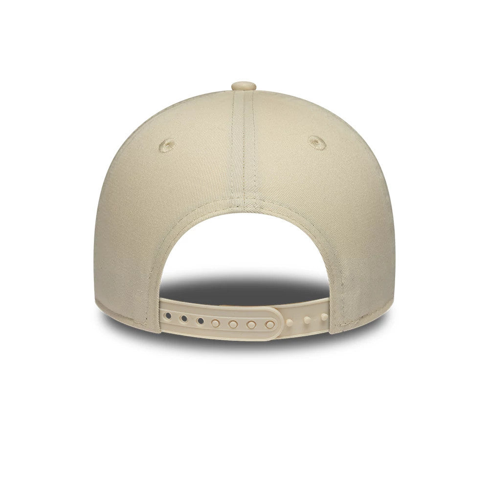 Pictured is this Womens MLB Rose Sequin New York Yankees 9FORTY cap in light beige. 4