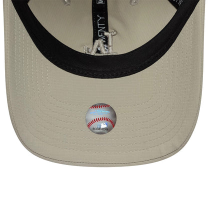 Pictured is this MLB Ripstop LA Dodgers 9TWENTY cap in beige. 5