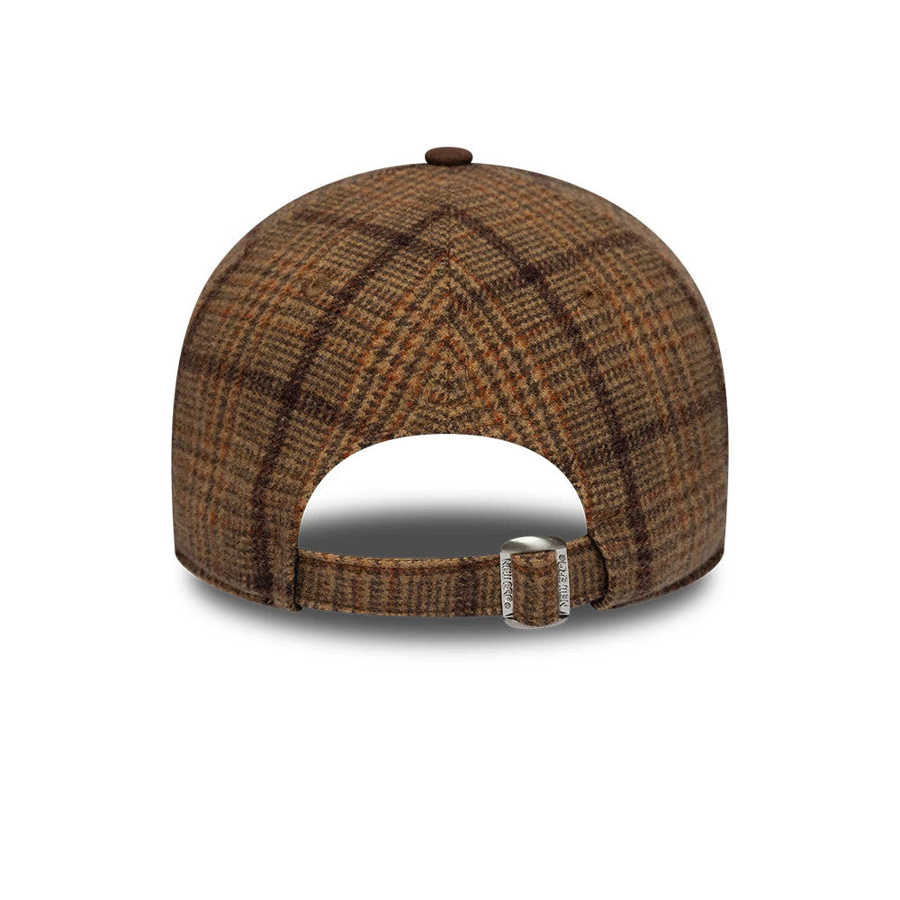Pictured is this MLB Plaid LA Dodgers 9TWENTY cap in brown. 4