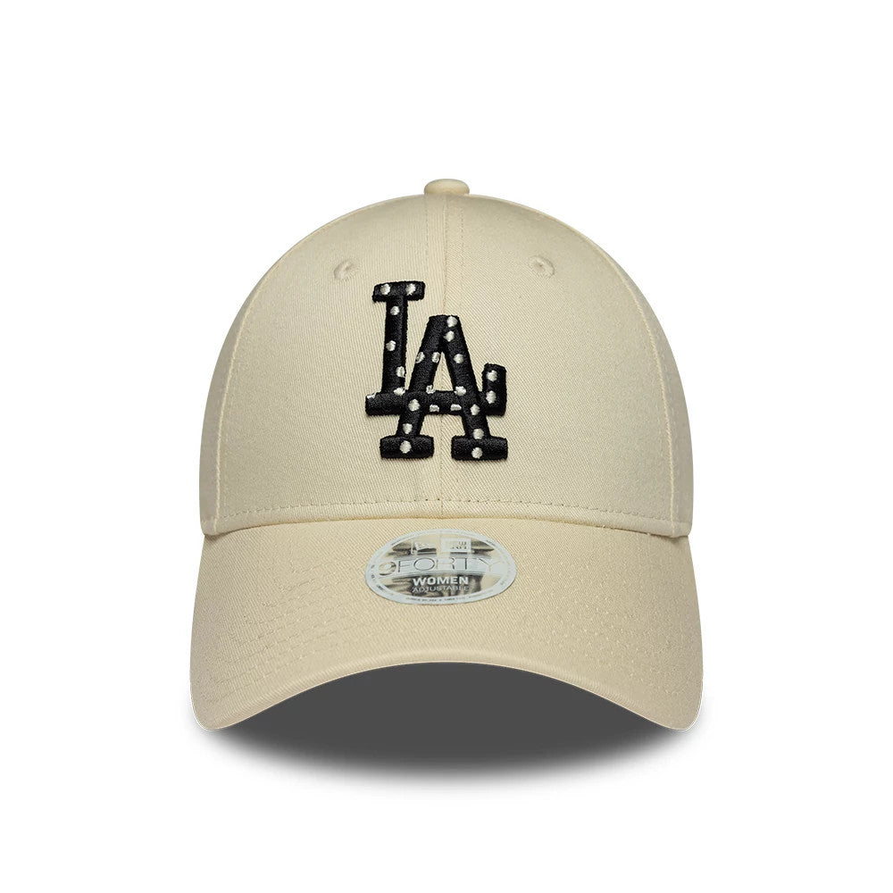 Pictured is this Womens MLB Infill LA Dodgers 9FORTY cap in light beige. 2