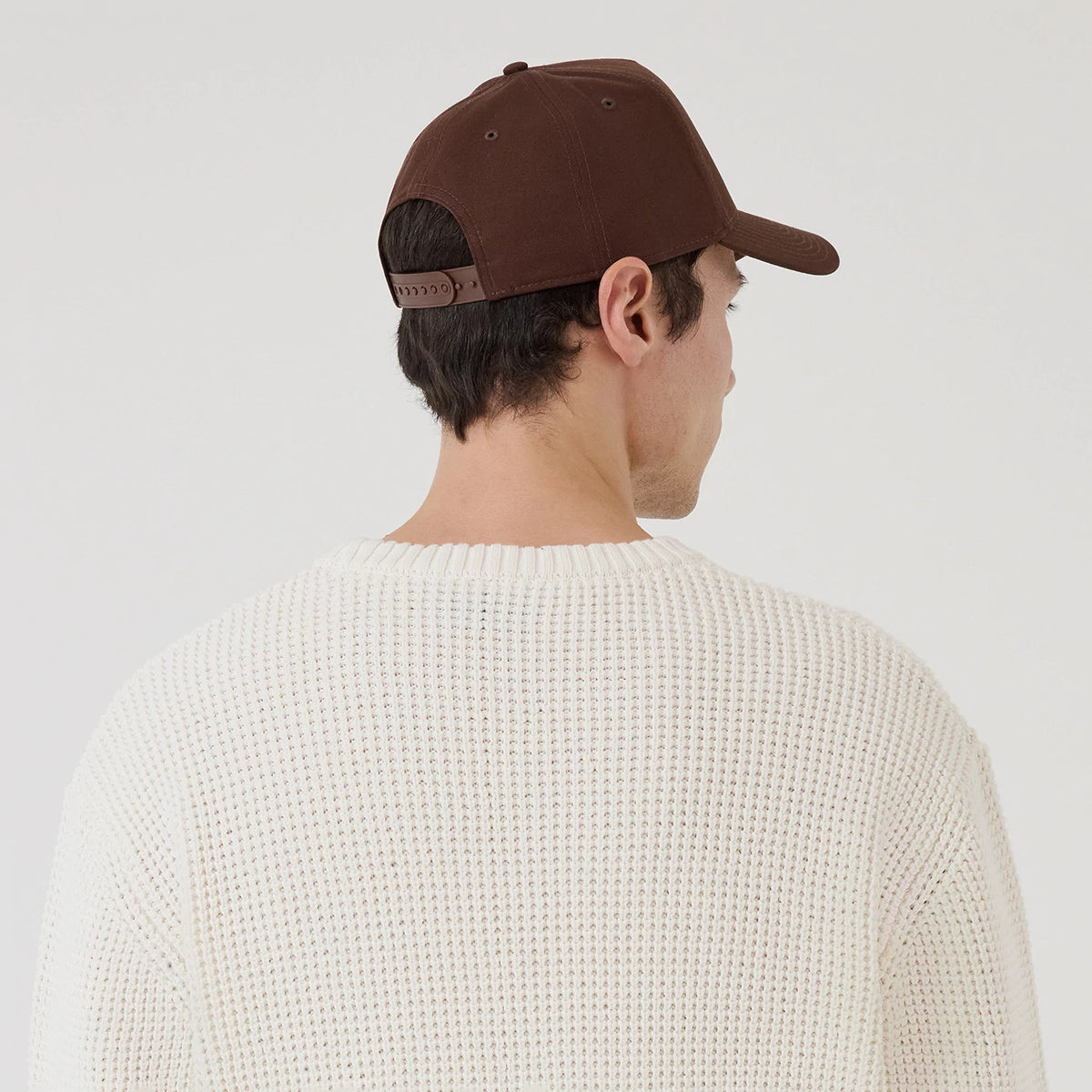 The model is wearing this MLB Waffle Knit LA Dodgers Crew Neck Sweater in open white. 7