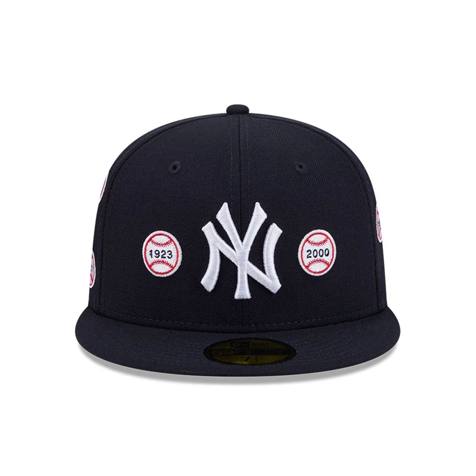 Pictured is this MLB X Spike Lee Patches New York Yankees 59FIFTY Fitted cap in navy. 3