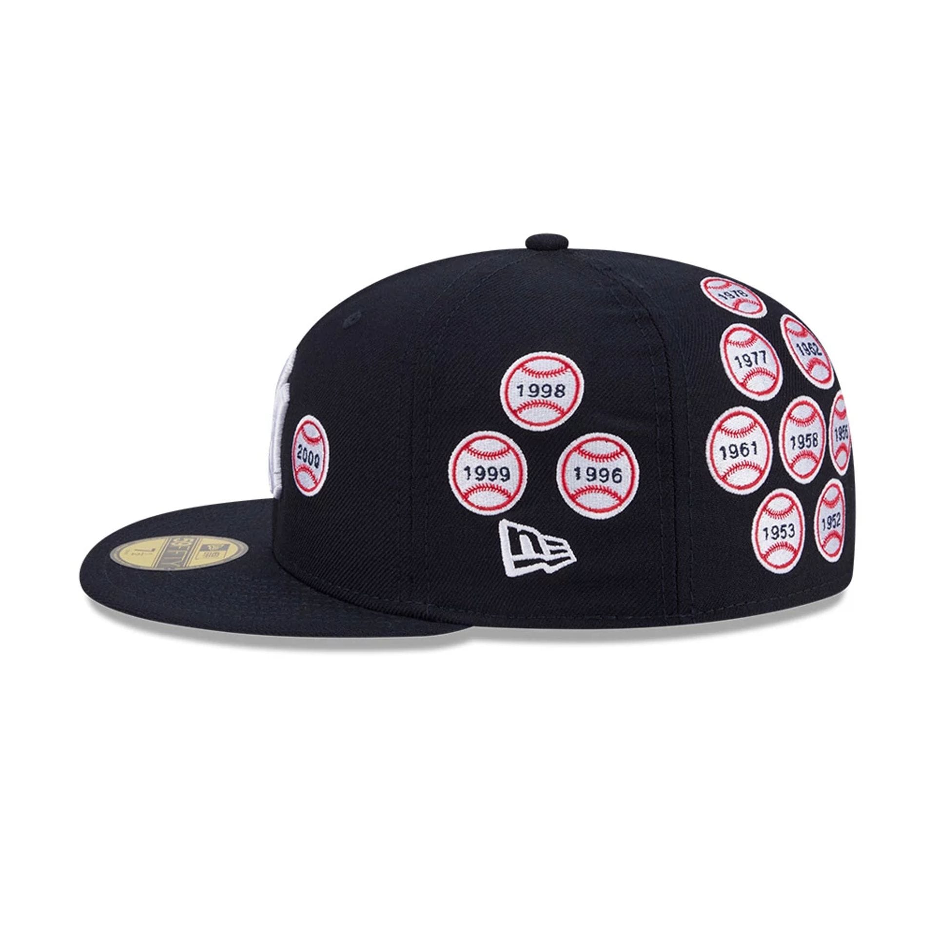 Pictured is this MLB X Spike Lee Patches New York Yankees 59FIFTY Fitted cap in navy. 5