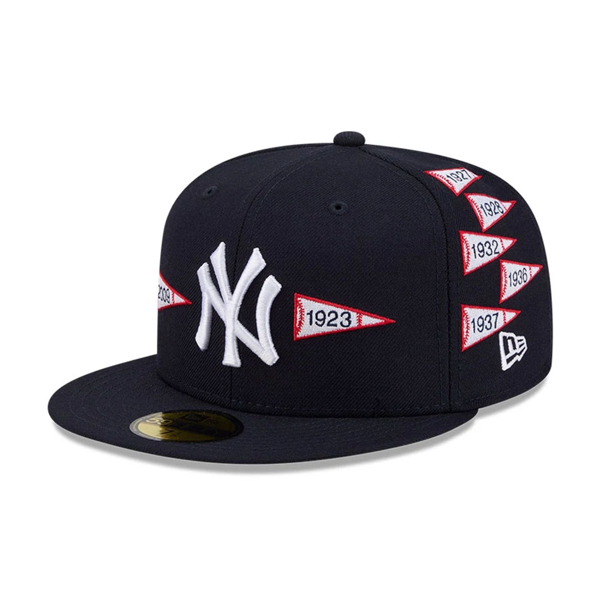 Pictured is this MLB X Spike Lee Flags New York Yankees 59FIFTY Fitted cap in navy. 1