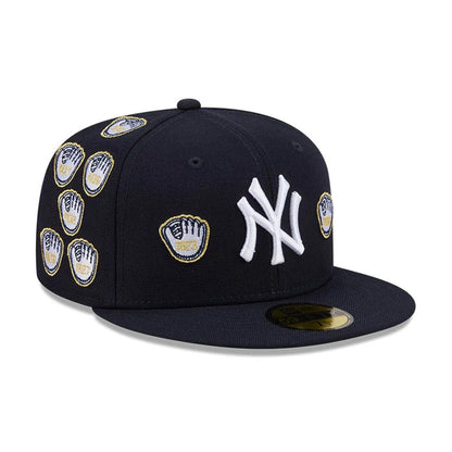 Pictured is this MLB X Spike Lee Gloves New York Yankees 59FIFTY Fitted cap in navy. 4