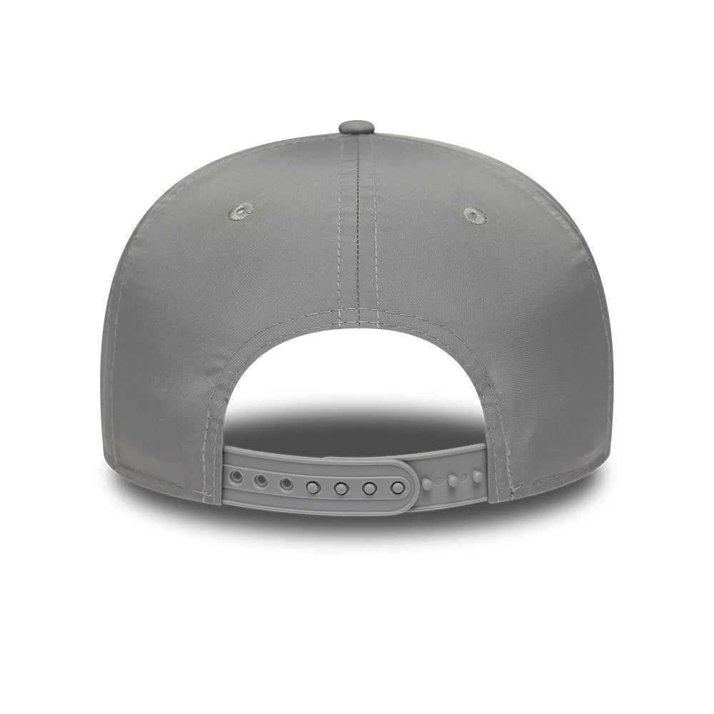 Pictured is this Limited Sail GP 9FIFTY Snapback cap in grey. 5