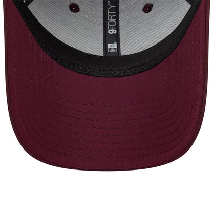 Pictured is this Dubai Abu Dhabi Air Event Sail GP 9FORTY cap in dark red. 5