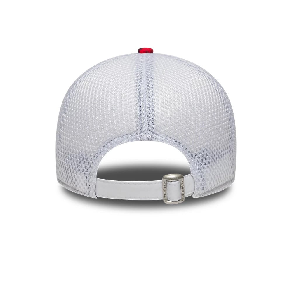 Pictured is this Canada Air Event Sail GP 9FORTY cap in red. 4