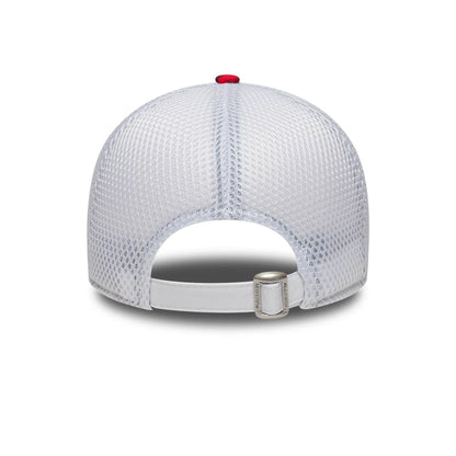 Pictured is this Canada Air Event Sail GP 9FORTY cap in red. 4