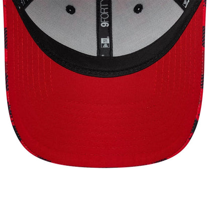 Pictured is this Canada Air Event Sail GP 9FORTY cap in red. 5