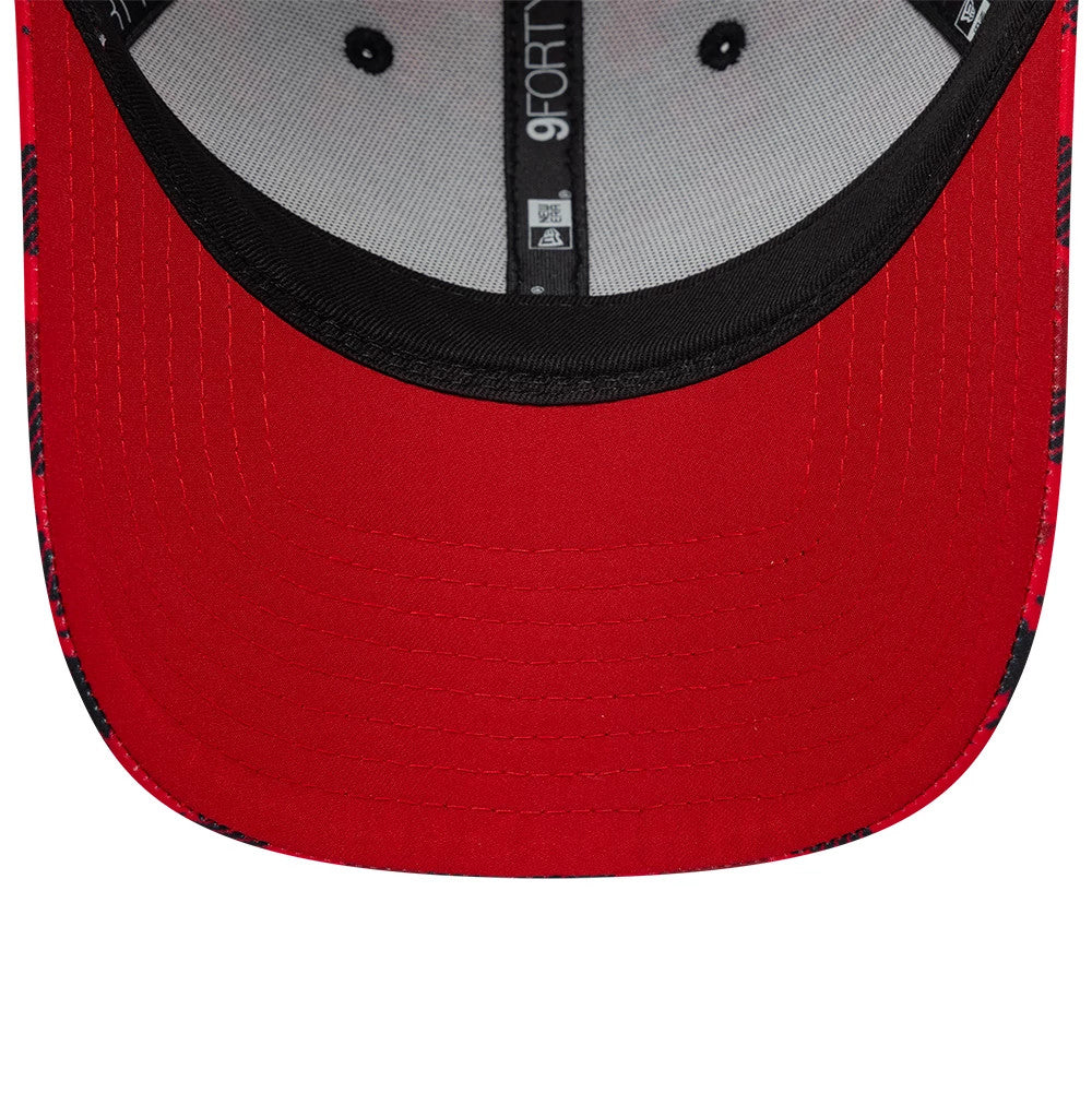 Pictured is this Canada Air Event Sail GP 9FORTY cap in red. 5