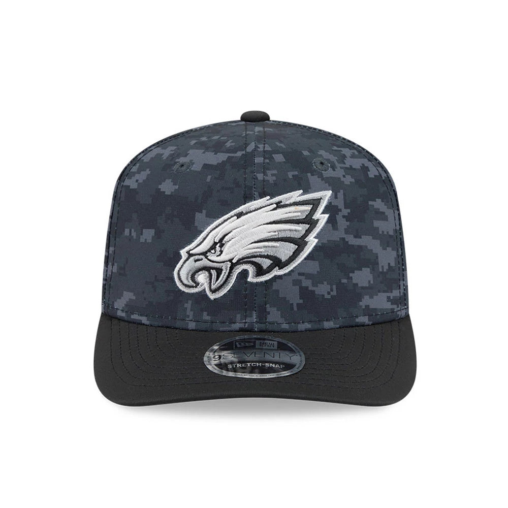 Pictured is this NFL Philadelphia Eagles 9SEVENTY Stretch Snap cap in digi camo & black. 2