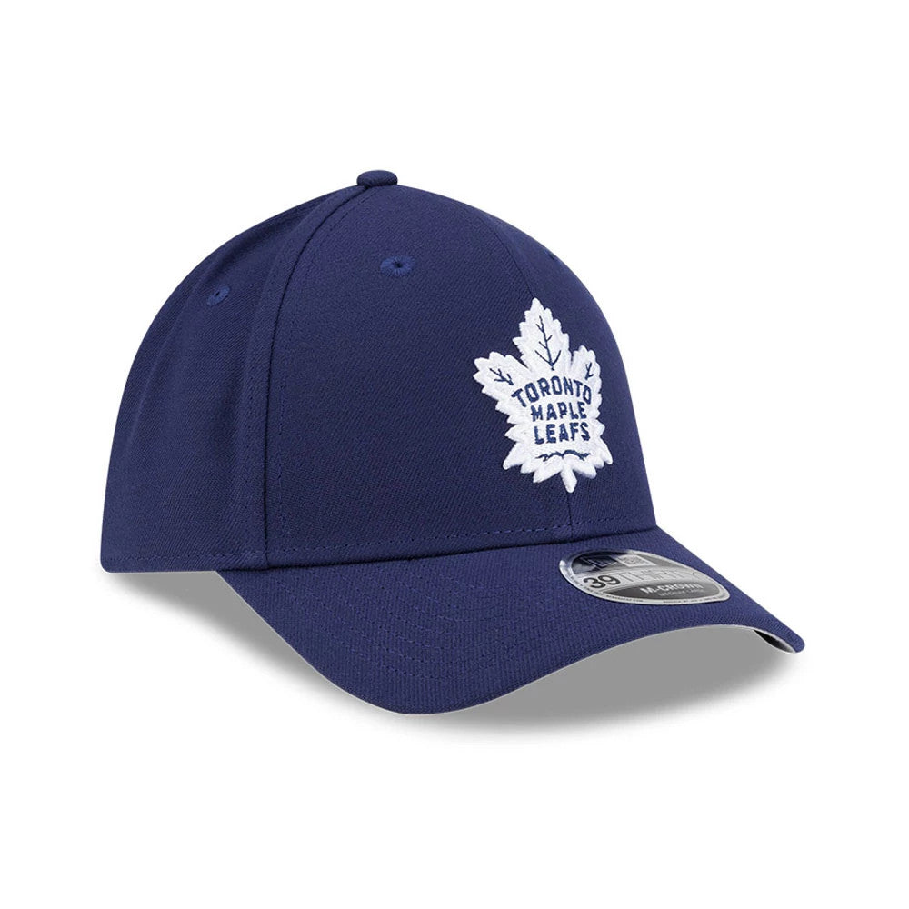 Toronto Maple Leafs NHL Team Navy New Era 39THIRTY M-Crown Stretch Fit Cap, three-quarter view showing the white embroidered team logo on the structured navy front panels, with a curved visor and a 39THIRTY size sticker on the visor.