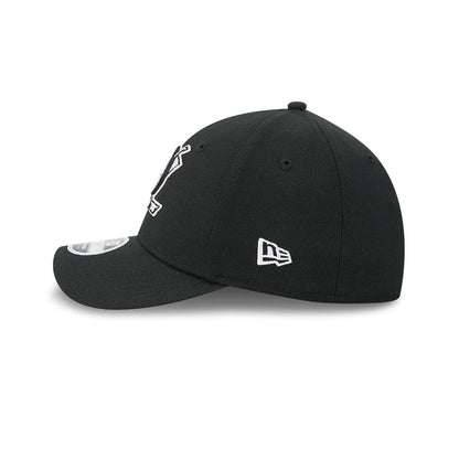 Anaheim Ducks NHL Black New Era 39THIRTY M-Crown Stretch Fit Cap, side view showing the white New Era flag logo on the left side, the structured black crown with black eyelets, and a curved black visor with a 39THIRTY size sticker.
