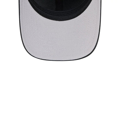 Chicago Blackhawks NHL Black New Era 39THIRTY M-Crown Stretch Fit Cap, inside view showing a light grey undervisor with neat white stitching, alongside a black sweatband and internal taping that lines the structured crown.