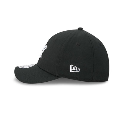 Toronto Maple Leafs NHL Black New Era 39THIRTY M-Crown Stretch Fit Cap, side view with the white embroidered New Era flag logo on the left side, a curved visor featuring a 39THIRTY size sticker, and black eyelets on the structured crown.