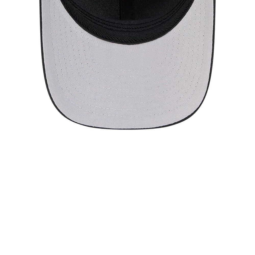 Toronto Maple Leafs NHL Black New Era 39THIRTY M-Crown Stretch Fit Cap, inside view showing the grey undervisor contrasting with the black visor above, accented with neat rows of stitching and a black interior sweatband.
