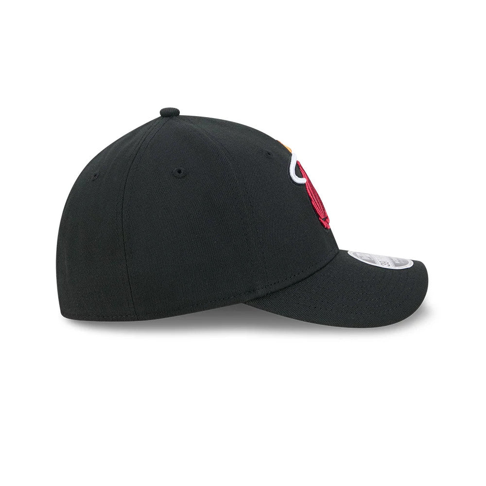 Pictured is this NBA Team Miami Heat 39THIRTY M-Crown Stretch Fit cap in black. 6