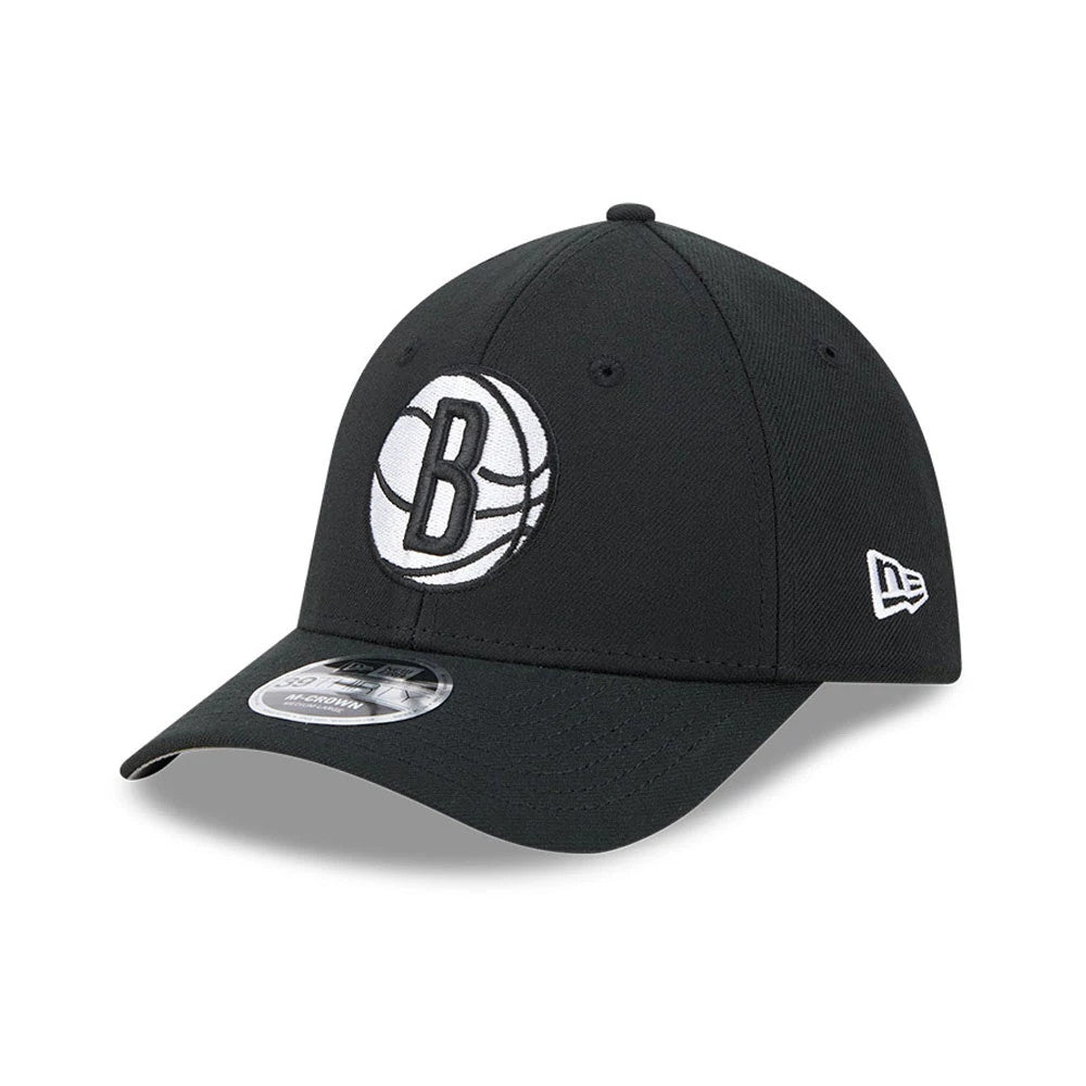 Pictured is this NBA Team Brooklyn Nets 39THIRTY M-Crown Stretch Fit cap in black. 1
