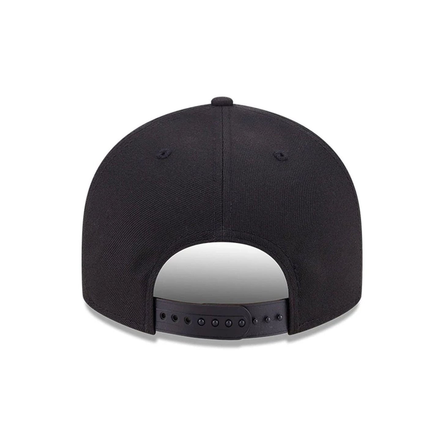 Pictured is this Aang Avatar 9FIFTY Snapback cap in black. 7