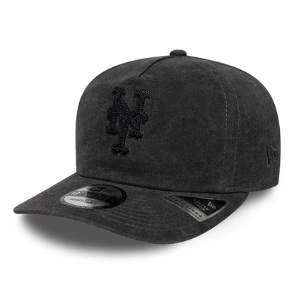 Pictured is this MLB New York Mets 19TWENTY cap in black. 1