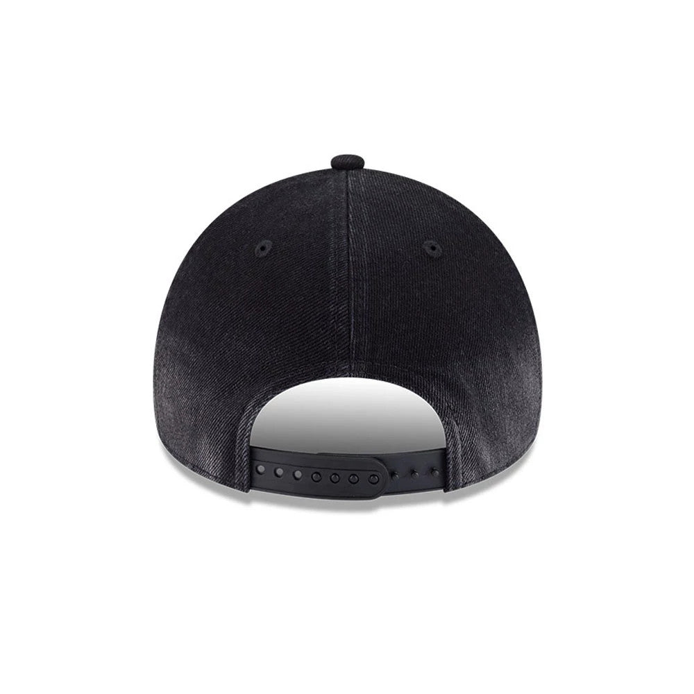 Pictured is this MLB Washed Denim New York Yankees 9FORTY A-Frame Unstructured cap in black. 7
