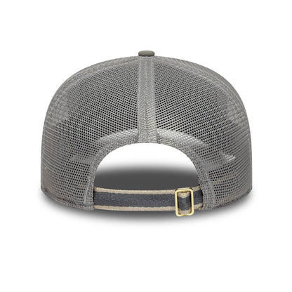 Pictured is this New Era Elevated Basics 9SEVENTY Split Panel Stretch Snap cap in open grey. 4