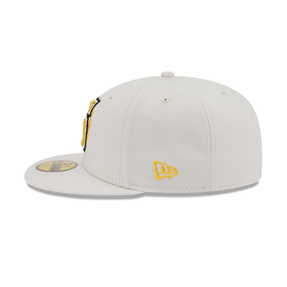 Pictured is this Logo Star Trek 59FIFTY Fitted cap in light beige. 6