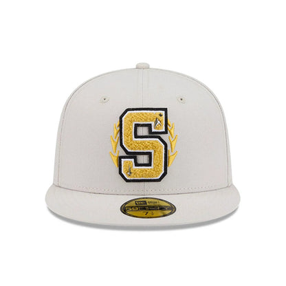 Pictured is this Logo Star Trek 59FIFTY Fitted cap in light beige. 3