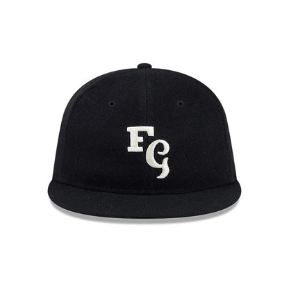 Pictured is this Fear Of God X MLB Chicago White Sox Retro Crown 59FIFTY Fitted cap in black. 3