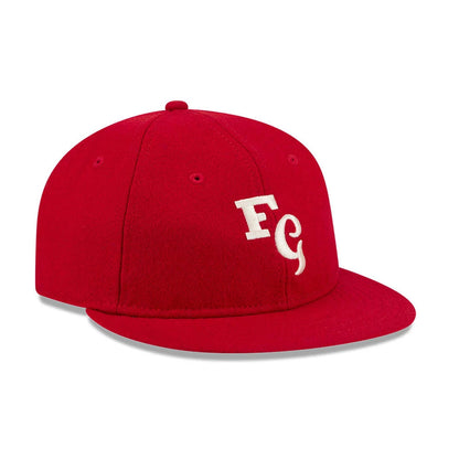 Pictured is this Fear Of God X MLB Cincinnati Reds Retro Crown 59FIFTY Fitted cap in open red. 4