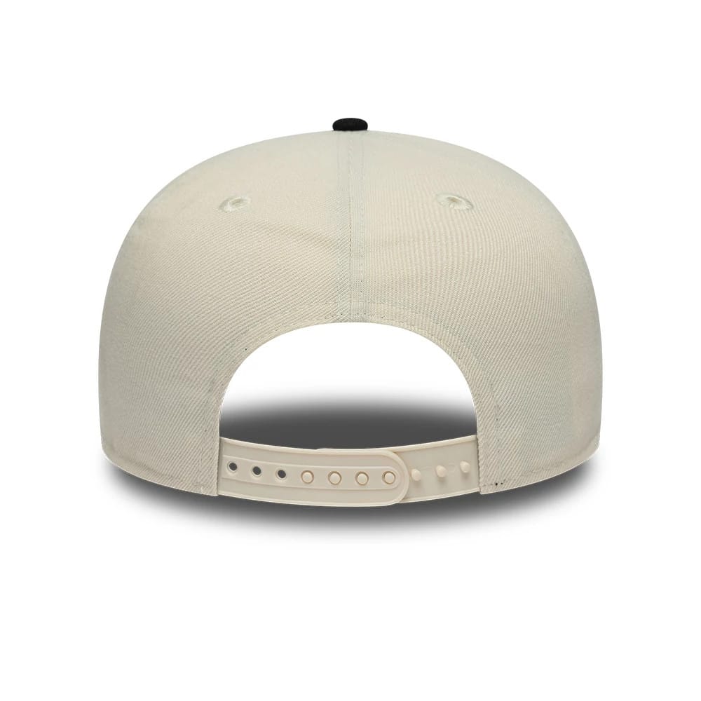 Pictured is this New Era Ombre Script 9FIFTY Snapback cap in light beige. 4