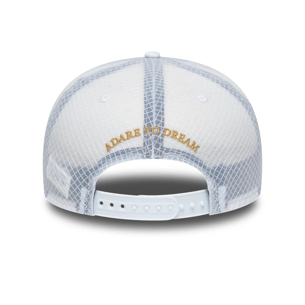 Pictured is this Dare To Dream Ryder Cup Europe 2027 9FIFTY Stretch Snap cap in white. 4