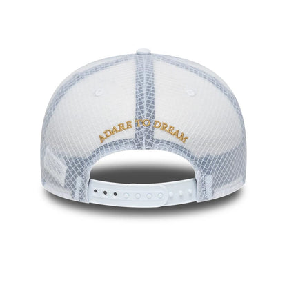 Pictured is this Dare To Dream Ryder Cup Europe 2027 9FIFTY Stretch Snap cap in white. 4