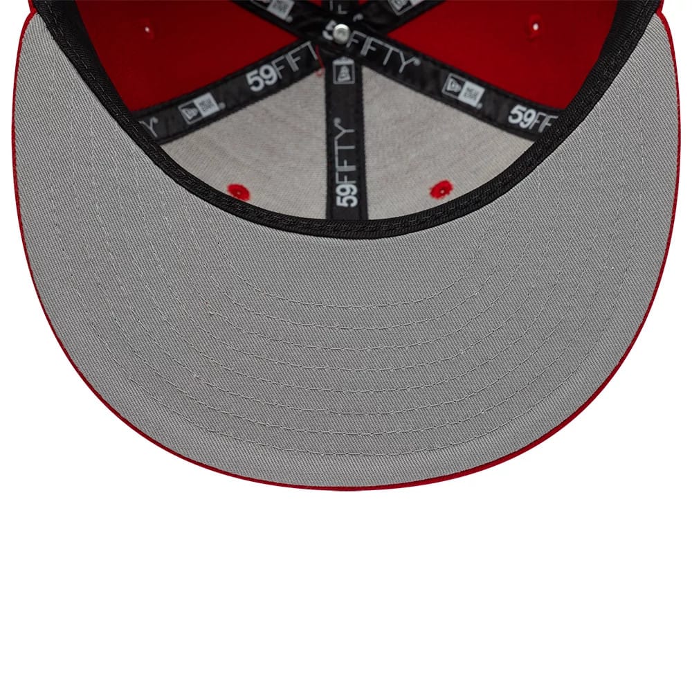 Pictured is this Gettomasa X New Era 59FIFTY Fitted cap in red. 2