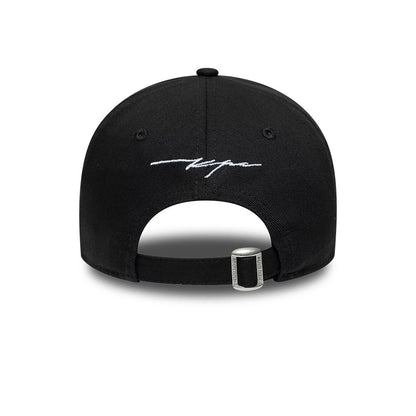 Pictured is this Gettomasa X New Era 9TWENTY Adjustable cap in black. 6