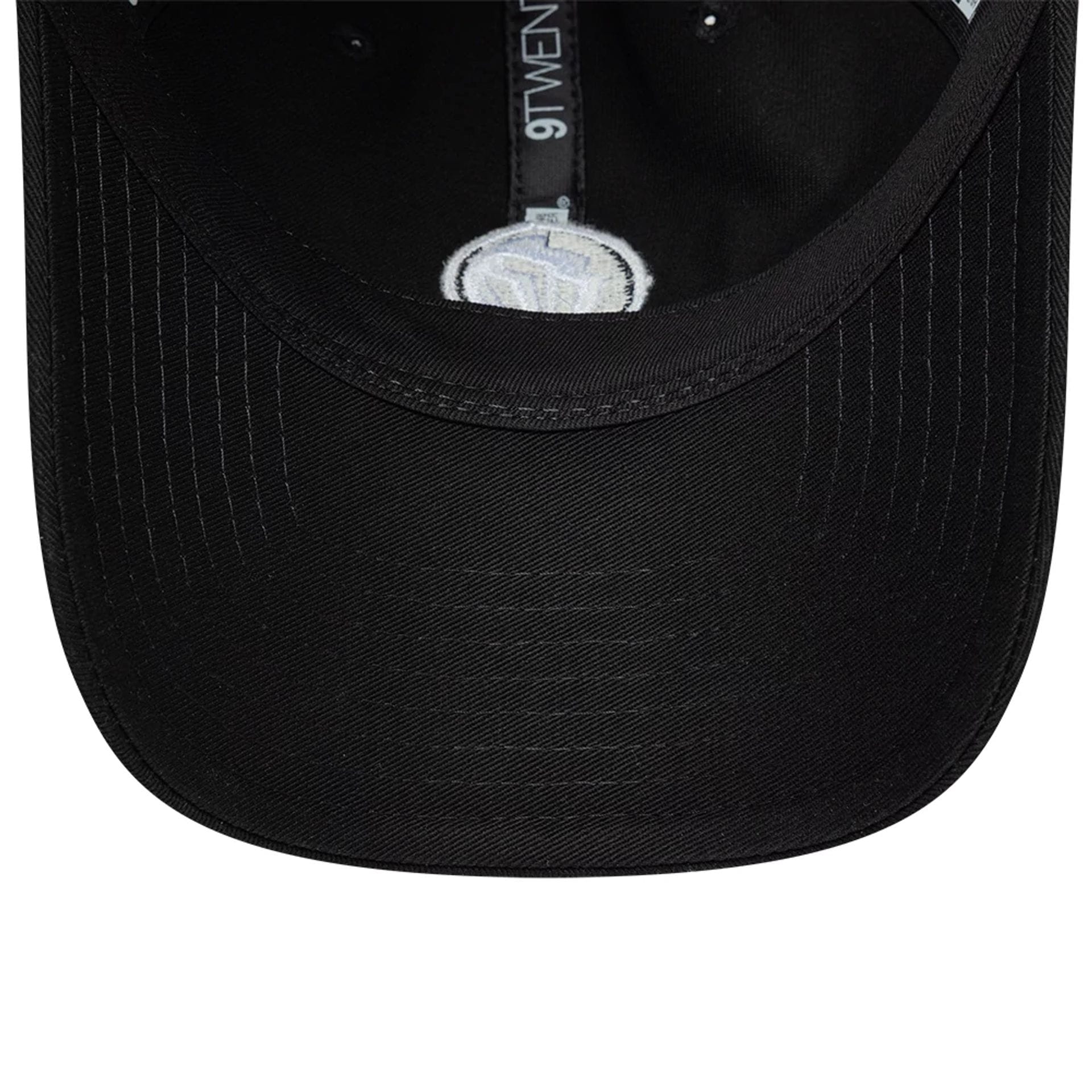 Pictured is this Gettomasa X New Era 9TWENTY Adjustable cap in black. 7