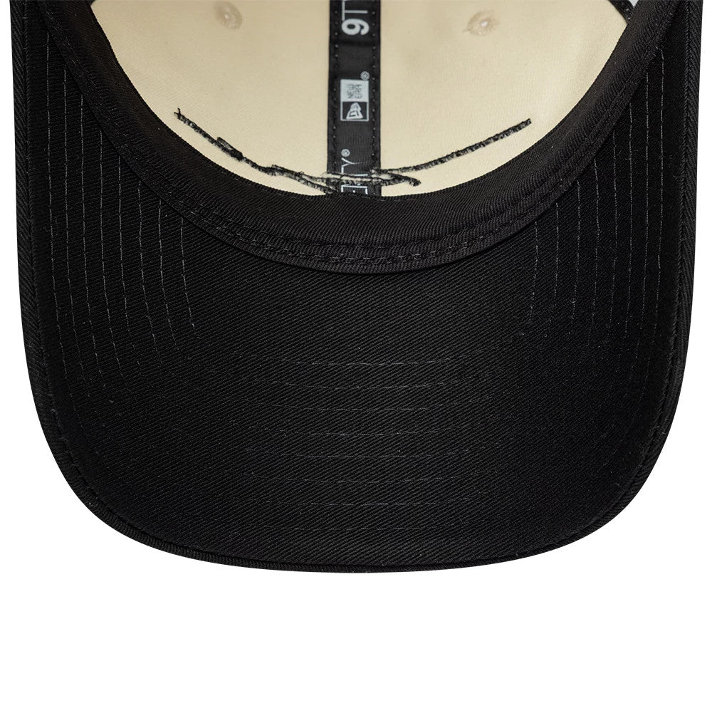 Pictured is this Gettomasa X New Era 9TWENTY Adjustable cap in light beige. 7